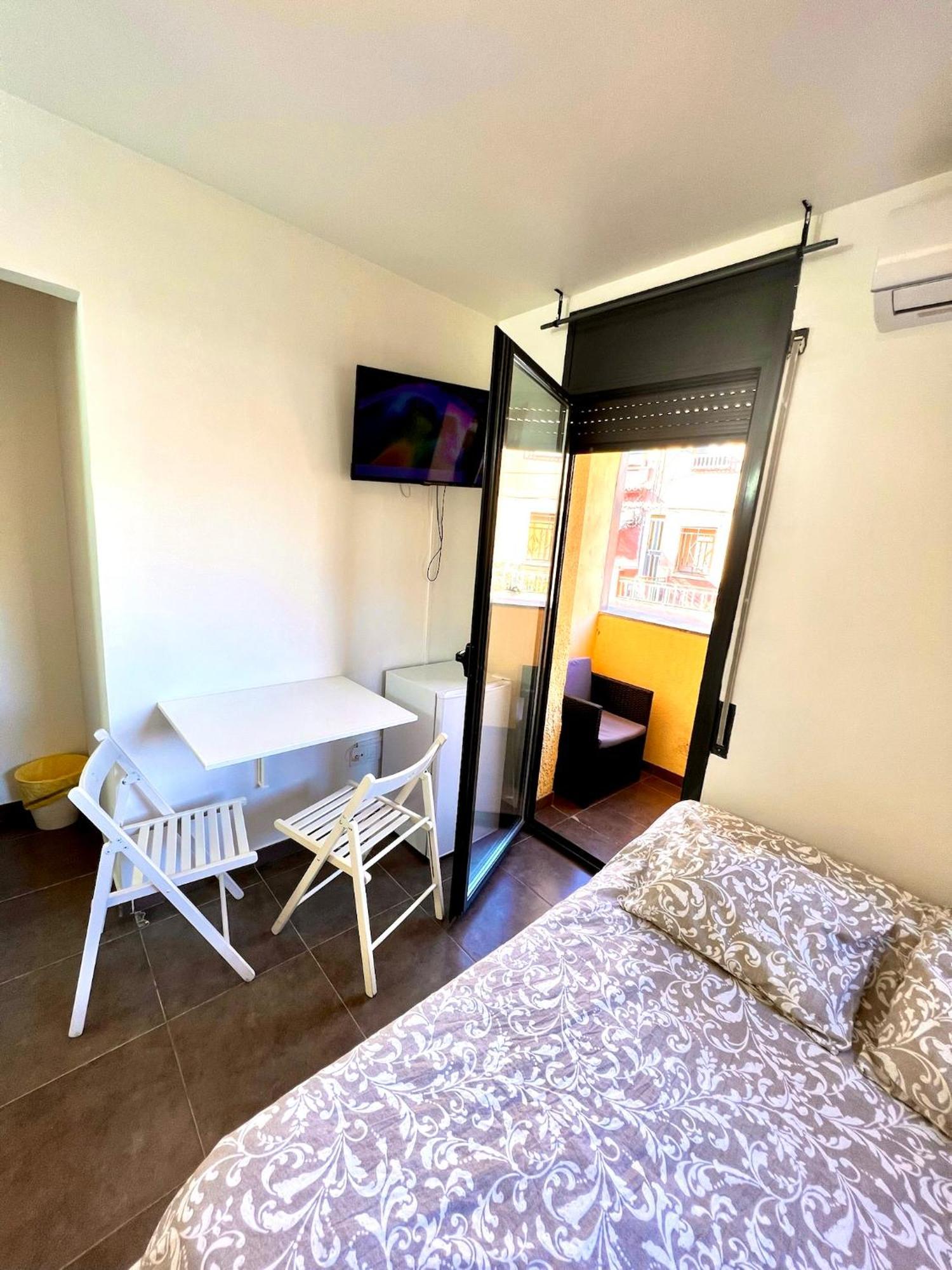 Mt Boutique Suites Y Apartamentos - Adults Only - Mataro Bagian luar foto