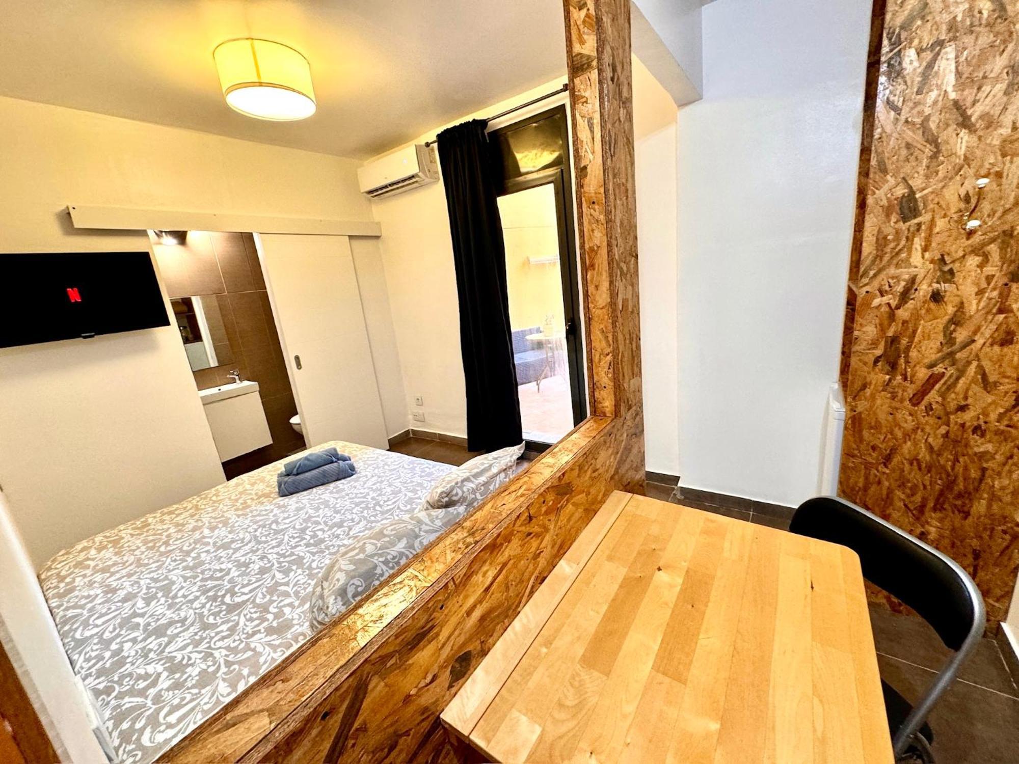 Mt Boutique Suites Y Apartamentos - Adults Only - Mataro Bagian luar foto