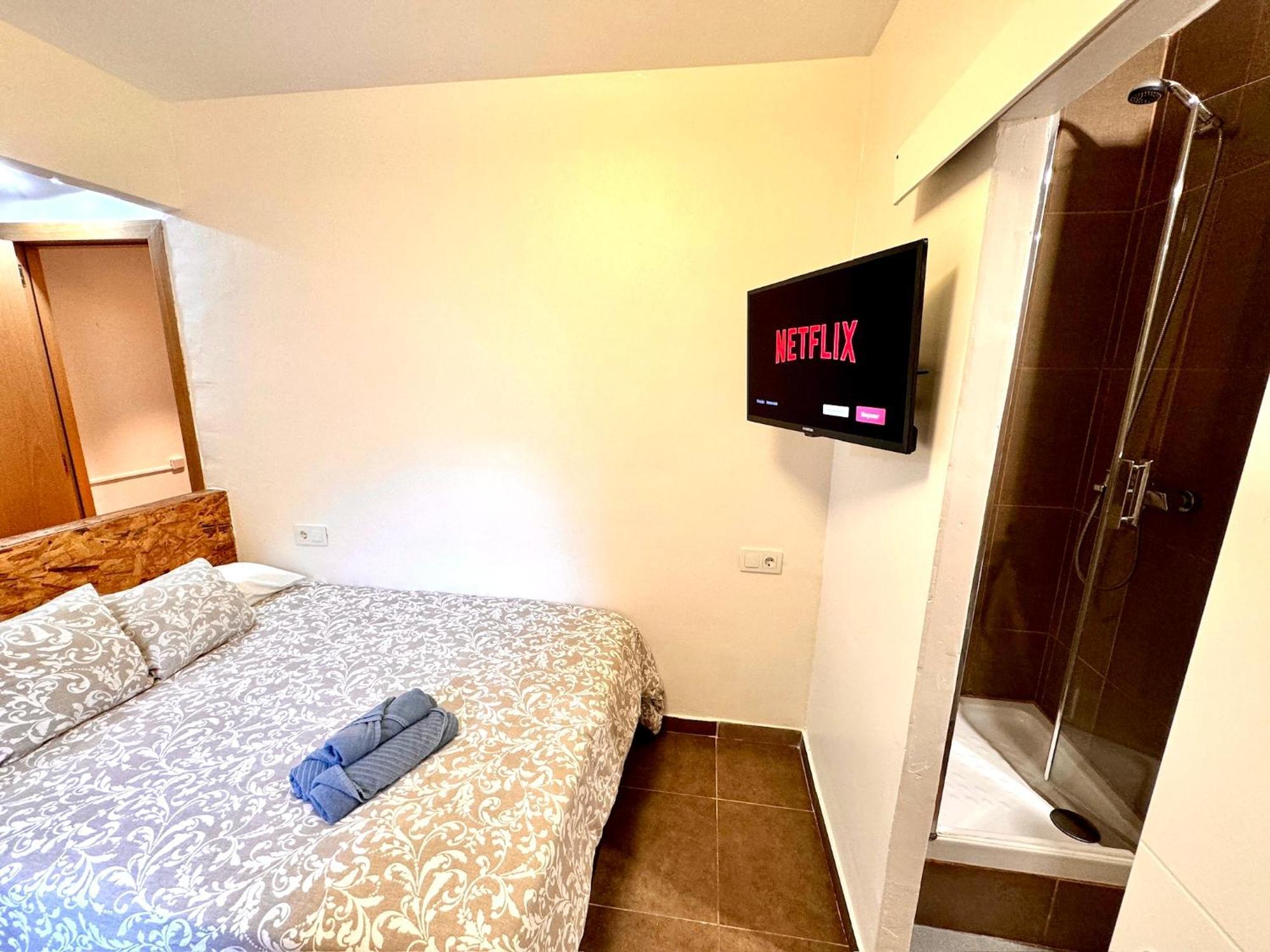 Mt Boutique Suites Y Apartamentos - Adults Only - Mataro Bagian luar foto