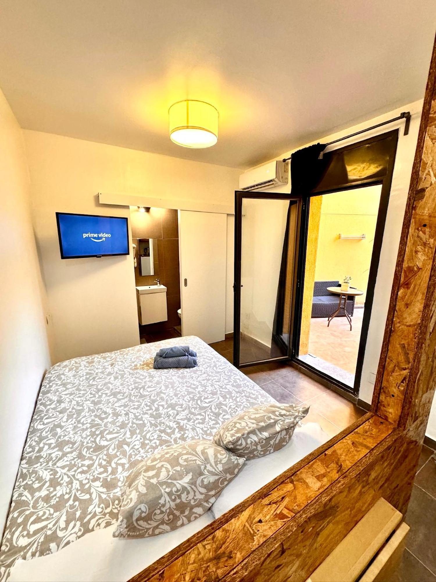 Mt Boutique Suites Y Apartamentos - Adults Only - Mataro Bagian luar foto