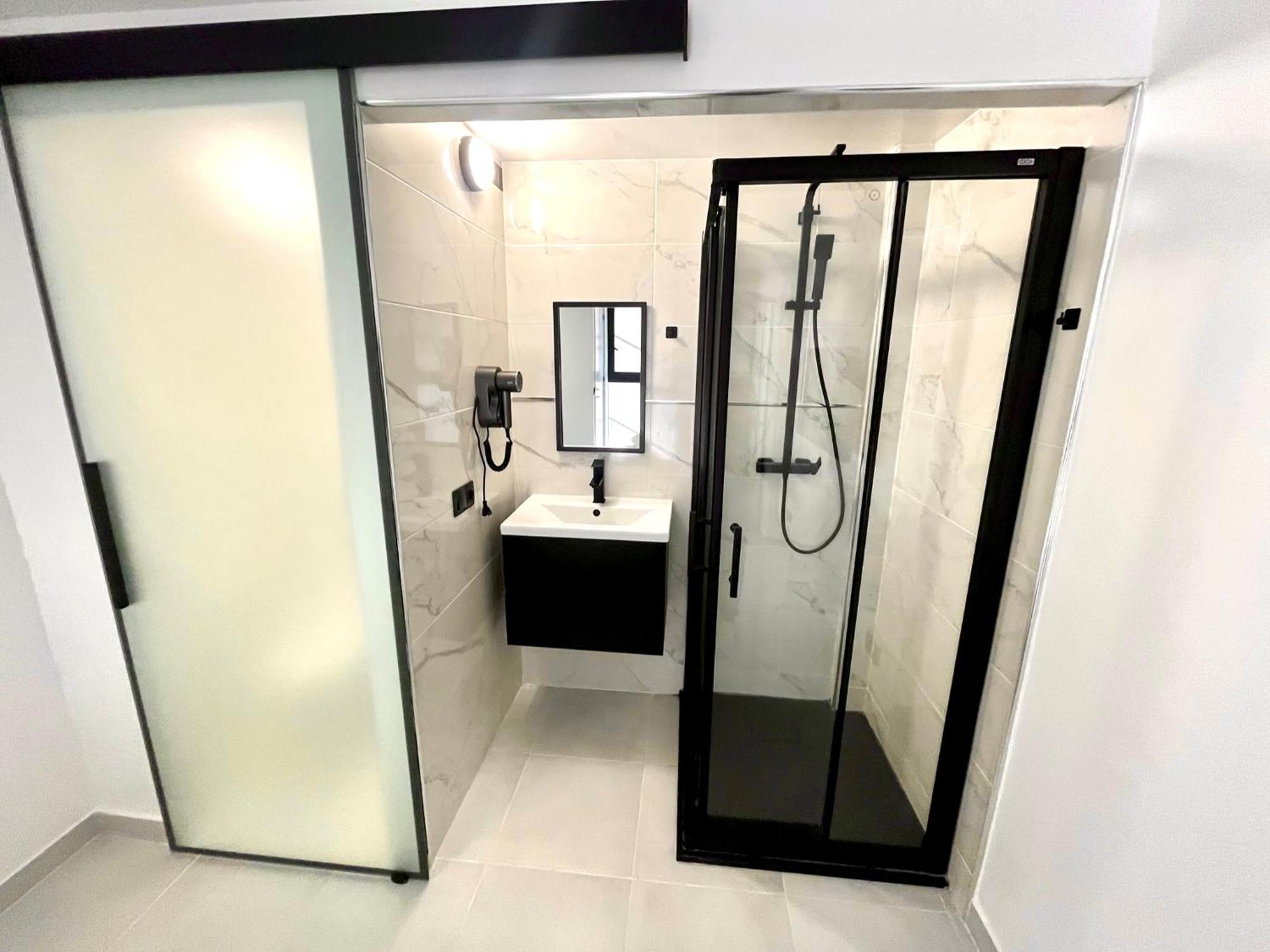 Mt Boutique Suites Y Apartamentos - Adults Only - Mataro Bagian luar foto