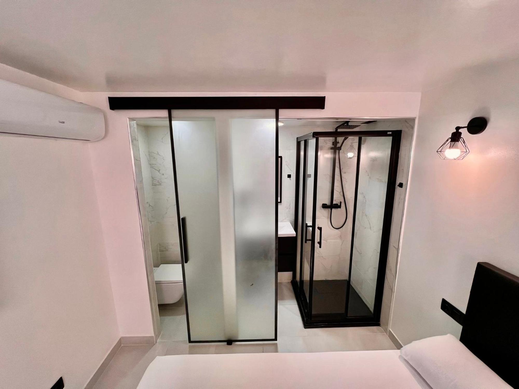 Mt Boutique Suites Y Apartamentos - Adults Only - Mataro Bagian luar foto