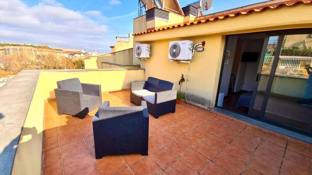 Mt Boutique Suites Y Apartamentos - Adults Only - Mataro Bagian luar foto